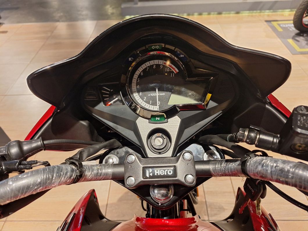 Moto Hero Hunk 150 i3s 