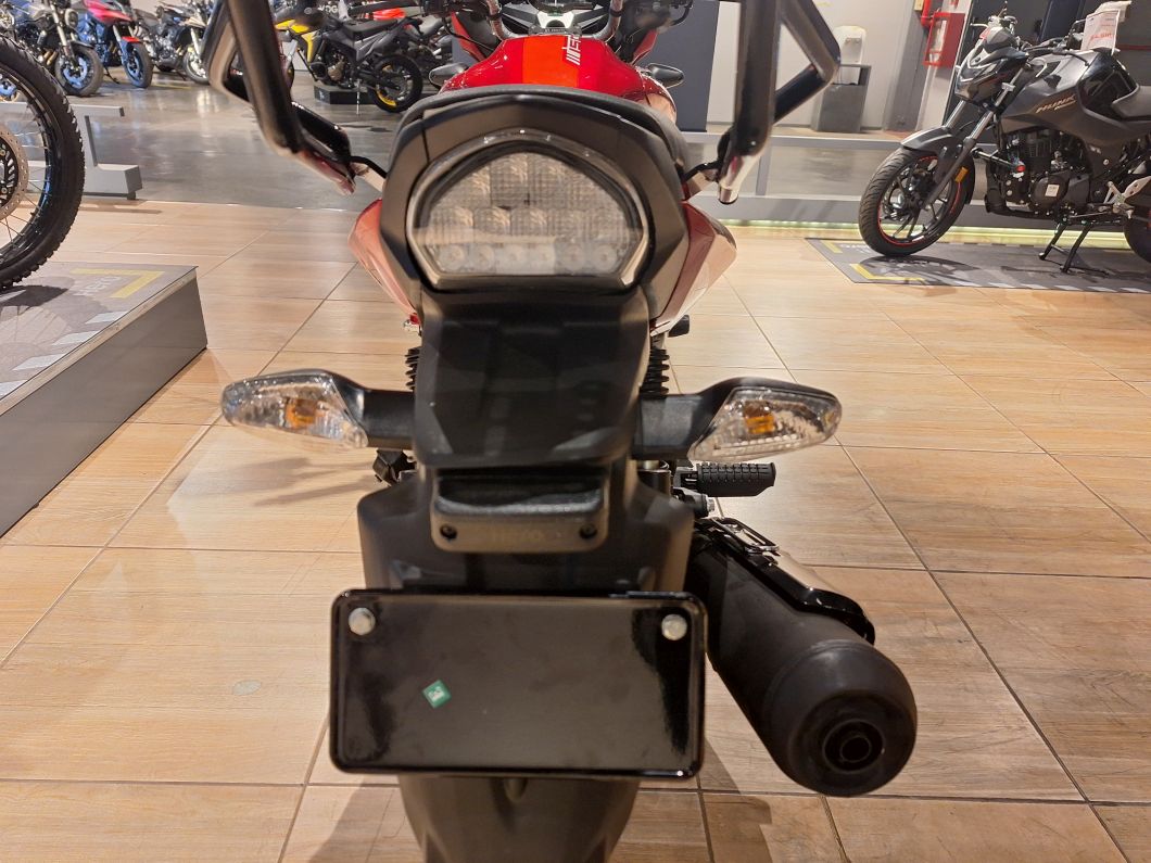 Moto Hero Hunk 150 i3s 