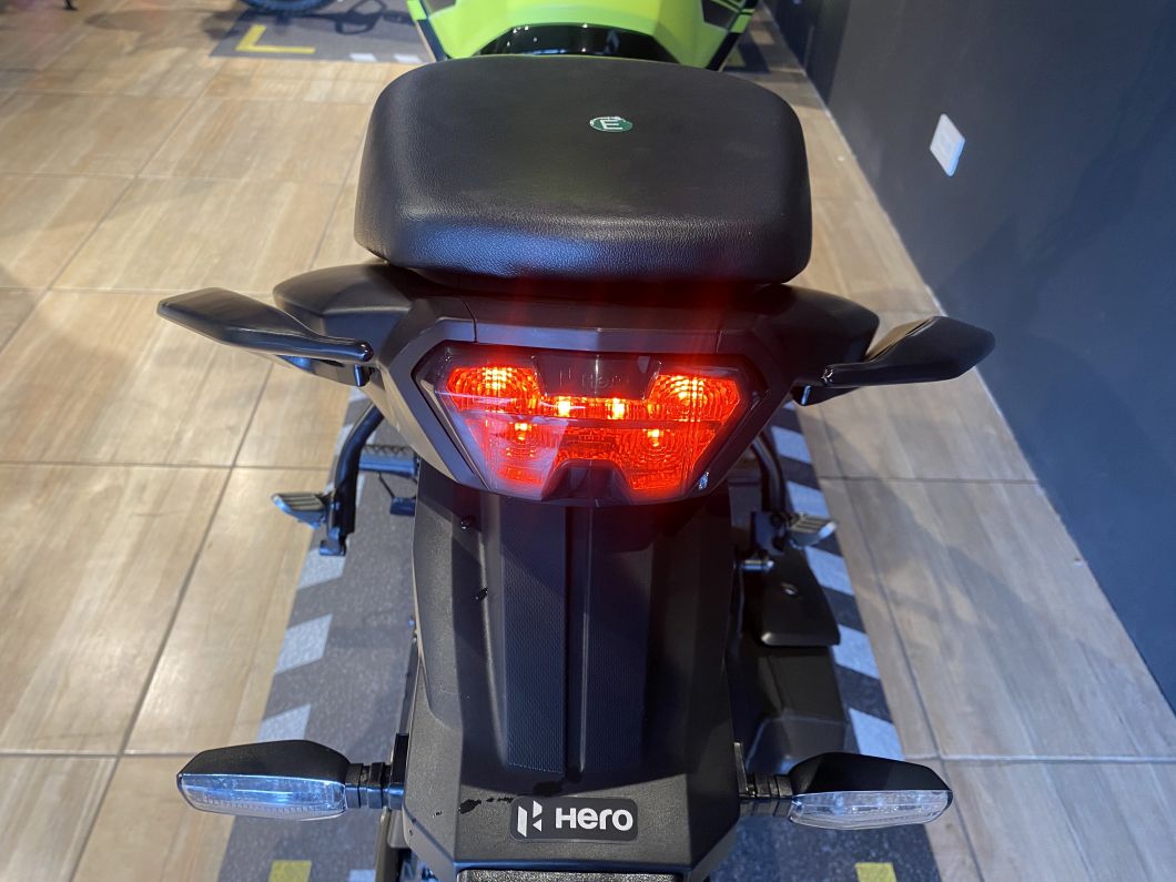 Moto Hero Hunk 160 4v New 2026