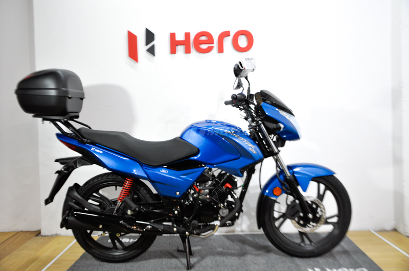 Moto Hero Ignitor 125 i3s + Baul de Regalo