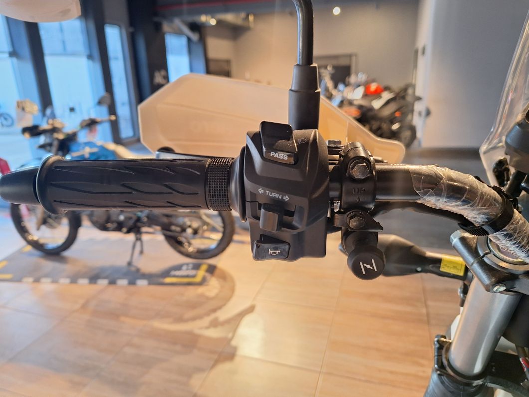 Moto Hero Xpulse 200 
