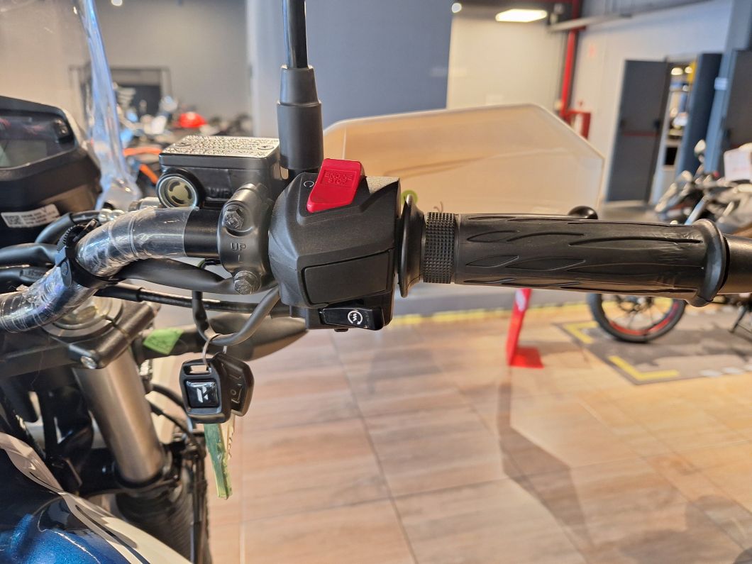 Moto Hero Xpulse 200 