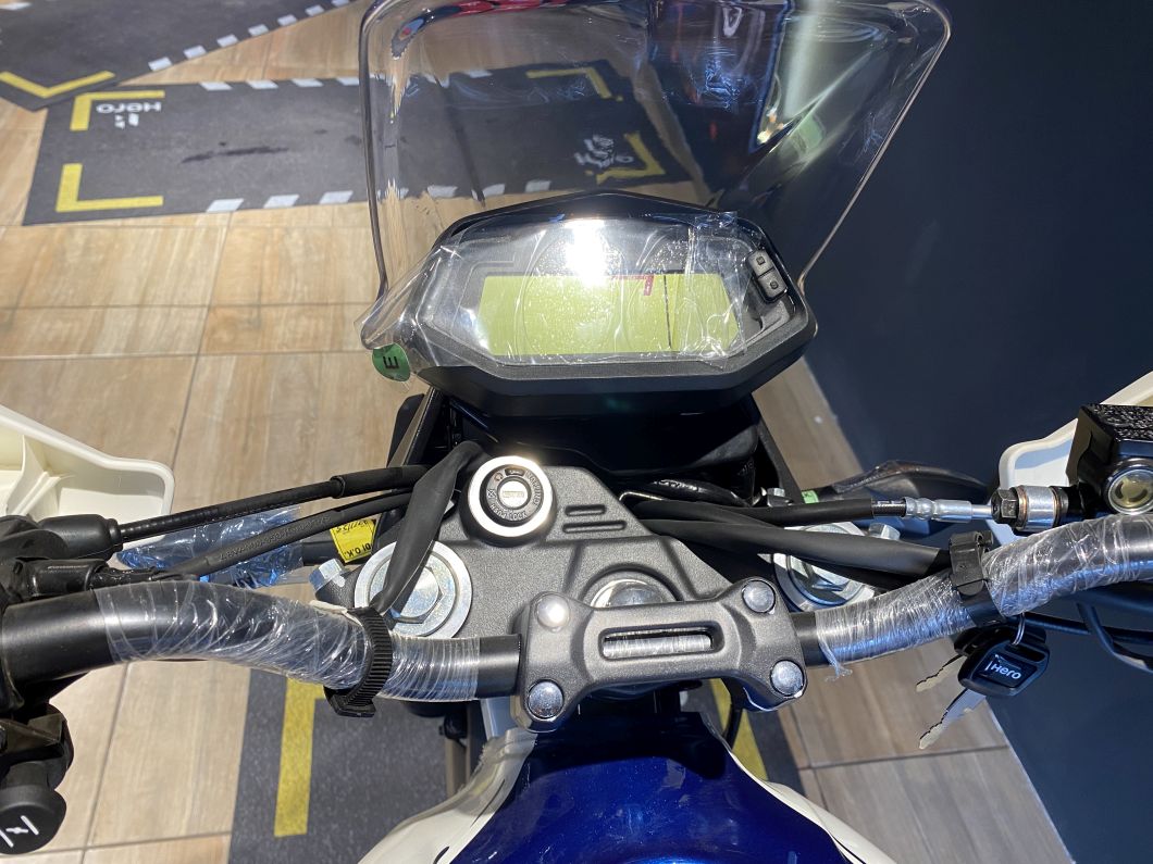 Moto Hero Xpulse 200 