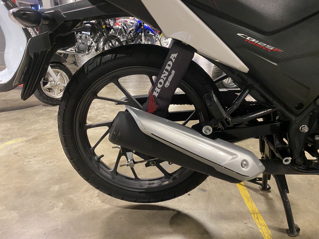 Moto Honda Cb 125 Twister usado 2018 con 17069 km 1M