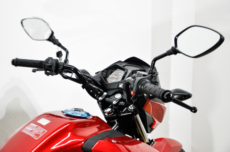 Moto Honda CB 125 F Twister