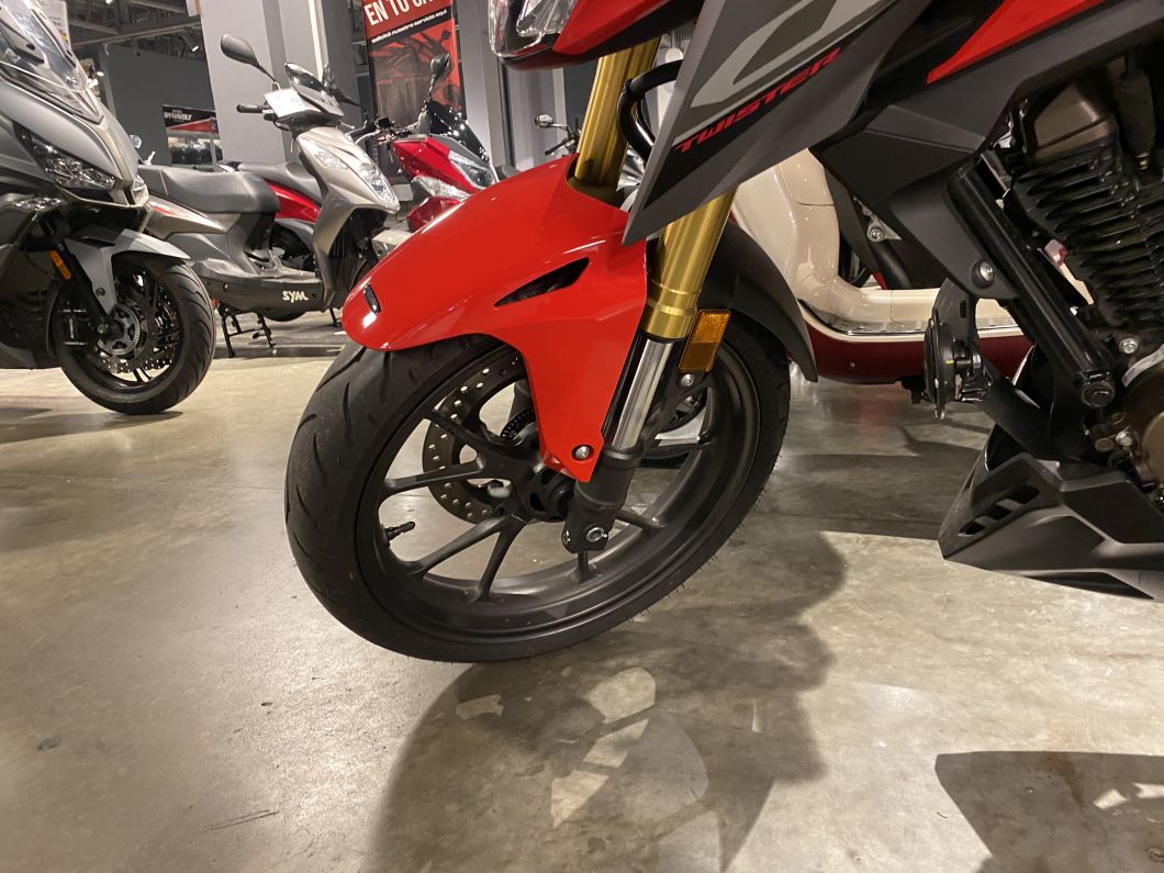 Moto Honda Cb 300 twister usado 2025 con 3000 km 1M
