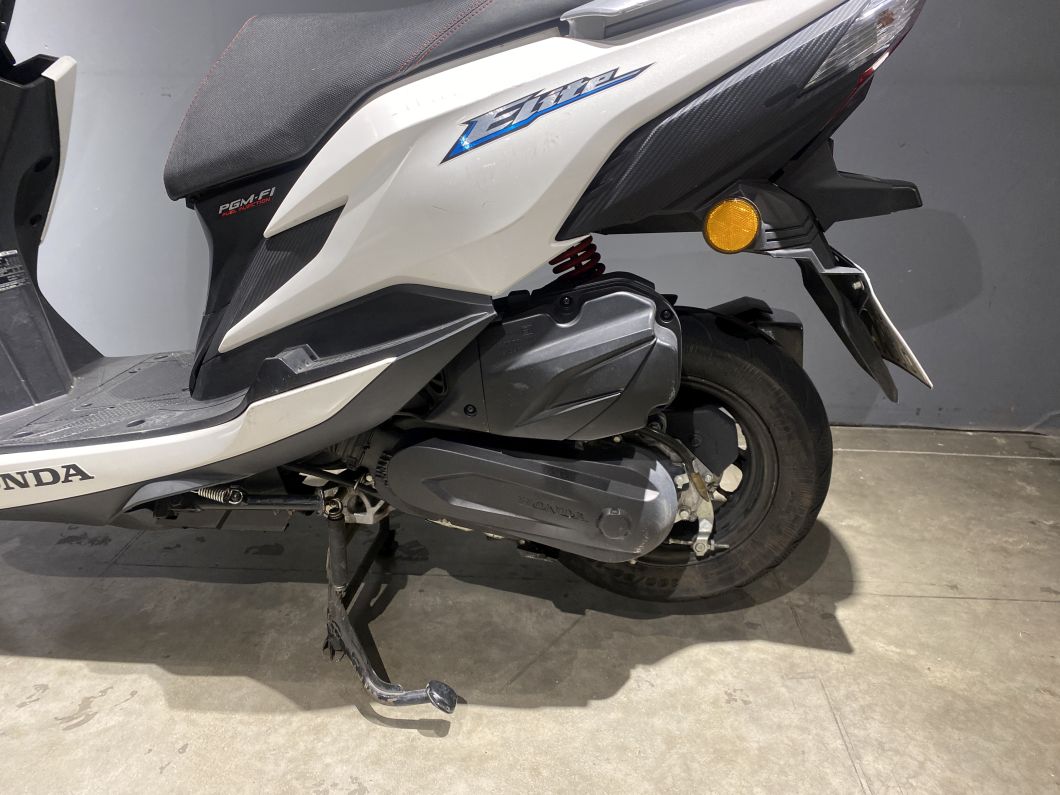 Moto Honda New Elite usado 2019 con 29000 km 1M