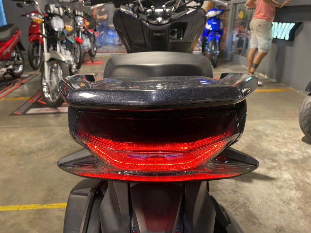 Moto Honda Pcx 150 usado 2020 con 4500 km 1M