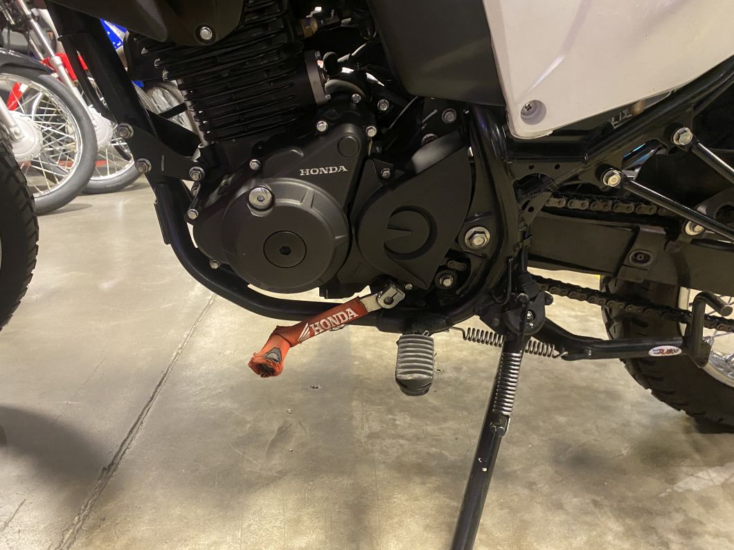 Moto Honda Xr 190 L usado 2023 con 6000 km 1M