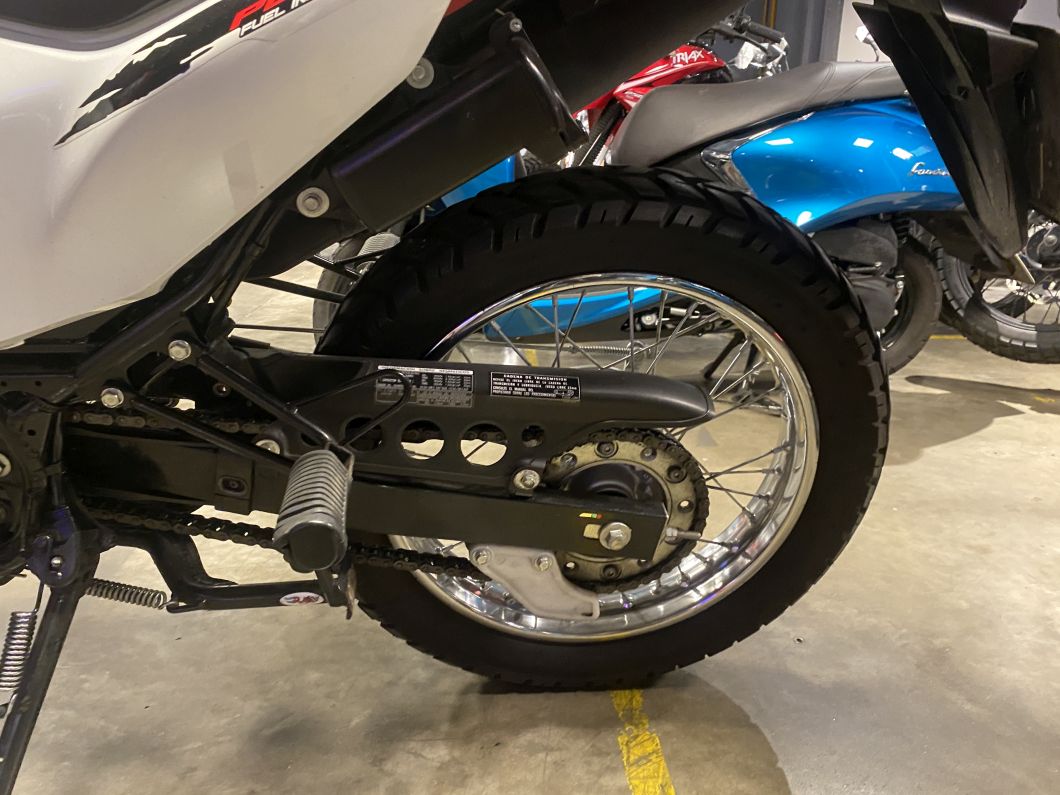 Moto Honda Xr 190 L usado 2023 con 6000 km 1M