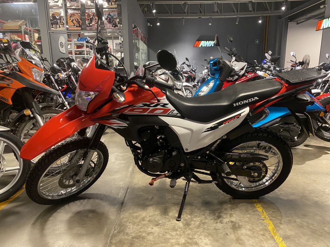 Moto Honda Xr 190 L usado 2023 con 6000 km 1M