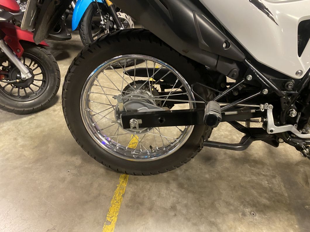 Moto Honda Xr 190 L usado 2023 con 6000 km 1M