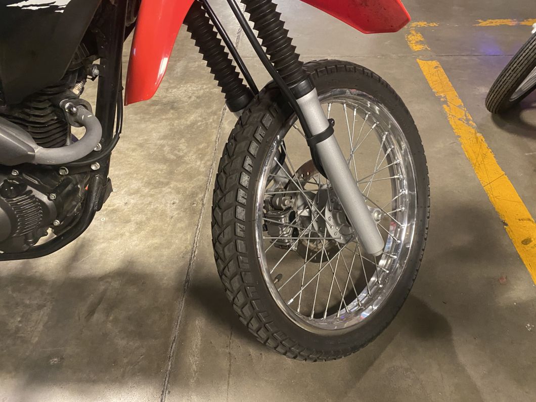 Moto Honda Xr 190 L usado 2023 con 6000 km 1M