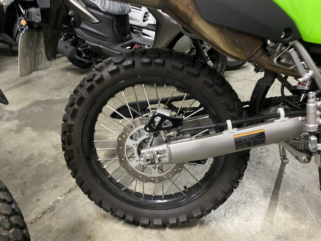 Moto Kawasaki Klx 300 usado 2025 con 880 km 1M