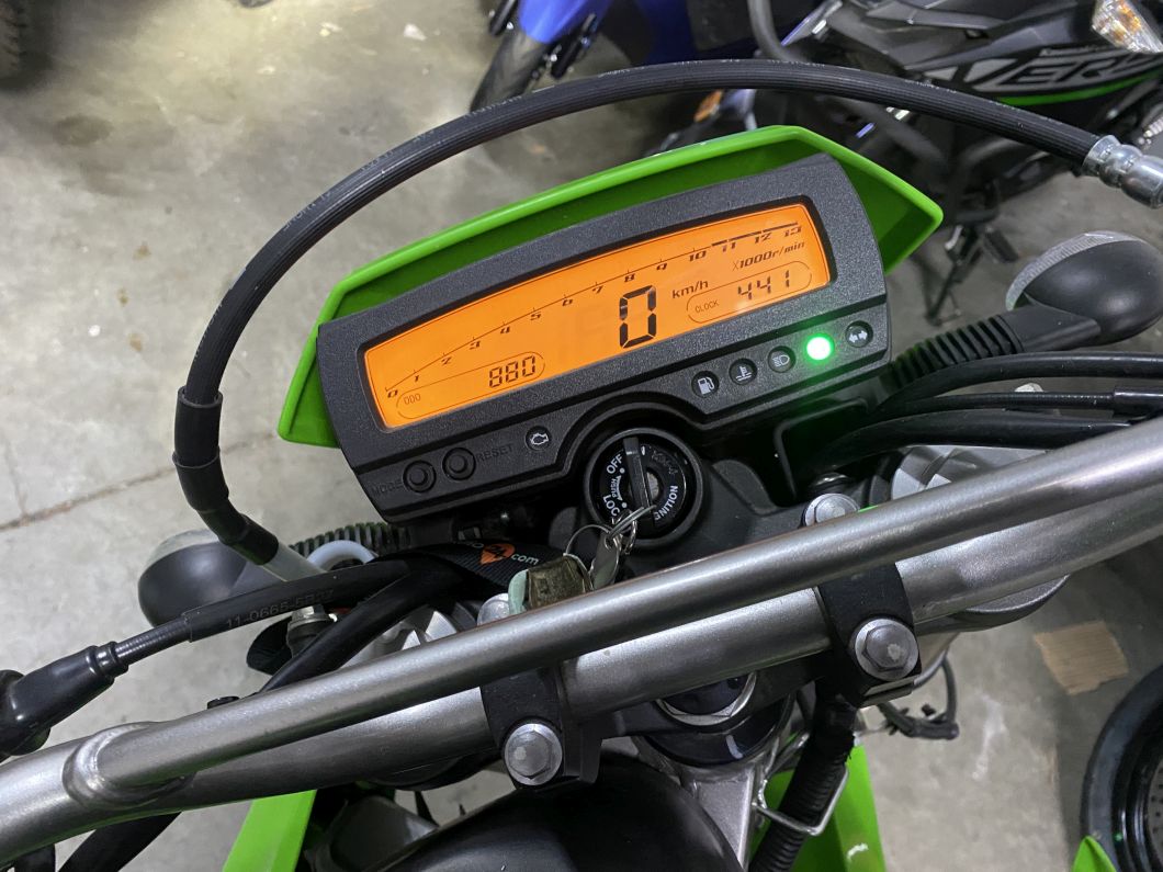 Moto Kawasaki Klx 300 usado 2025 con 880 km 1M