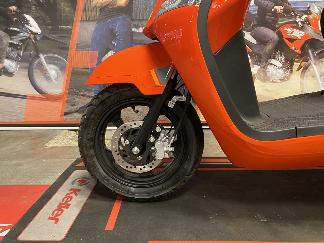 Moto Keller Exotic 150 Scooter