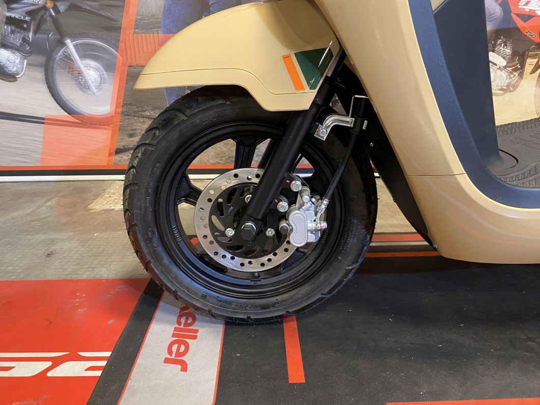 Moto Keller Exotic 150 Scooter