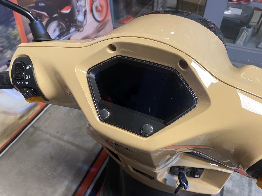 Moto Keller Exotic 150 Scooter