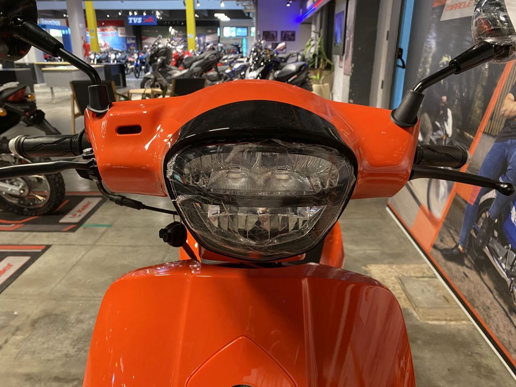 Moto Keller Exotic 150 Scooter