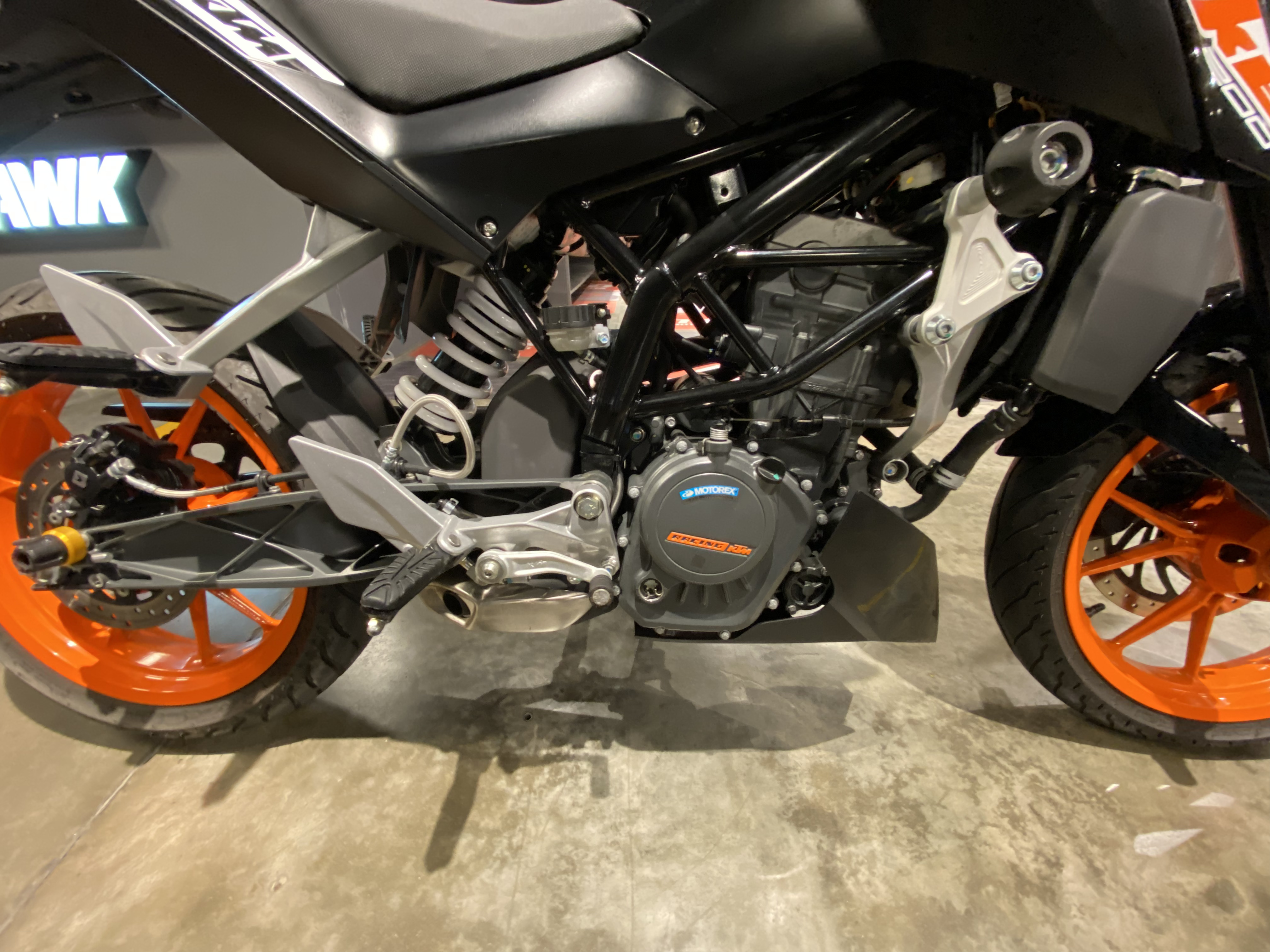 Moto Ktm Duke 200 usado 2022 con 7500km