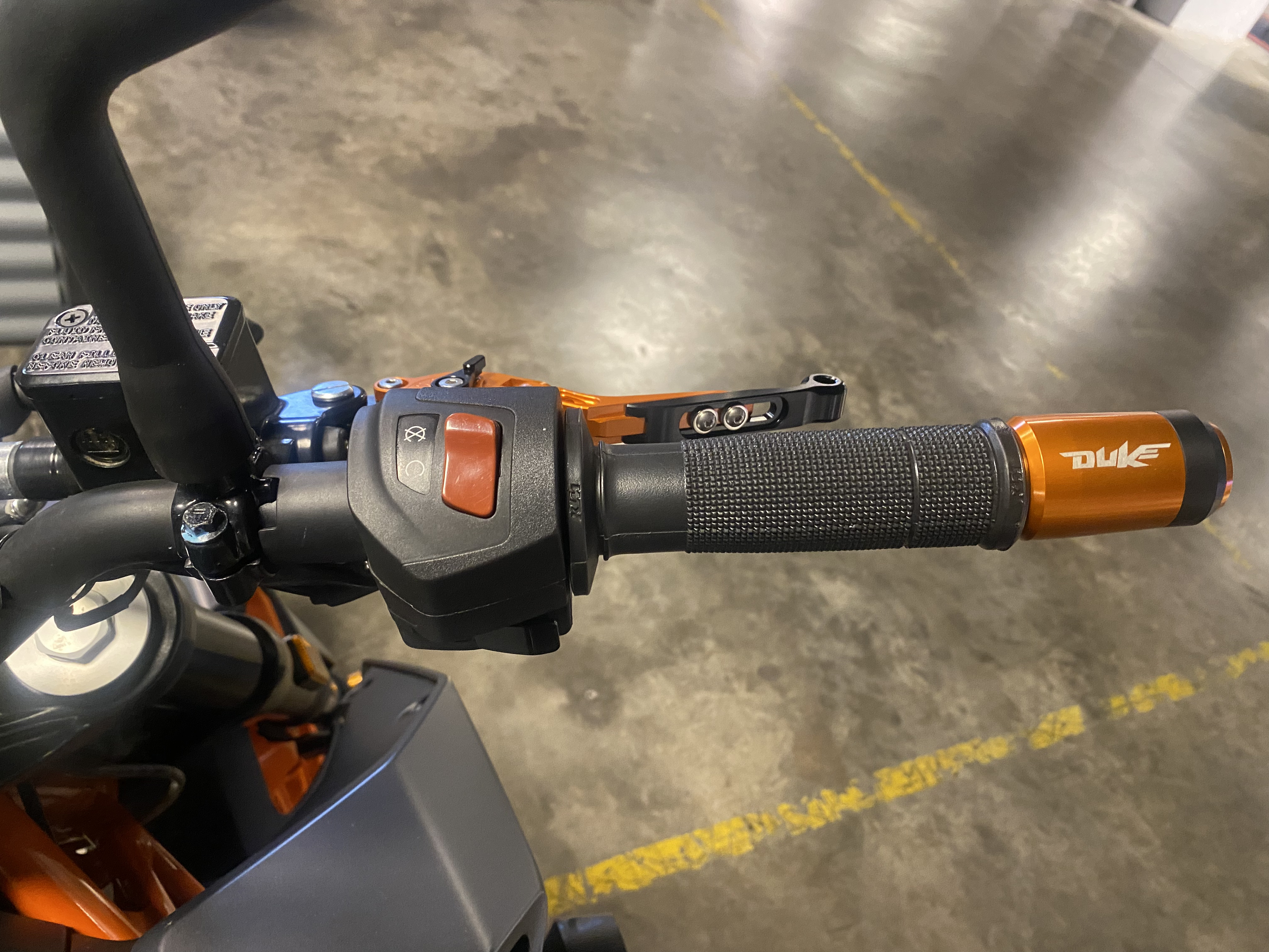Moto Ktm Duke 250 usado 2023 con 1200km 