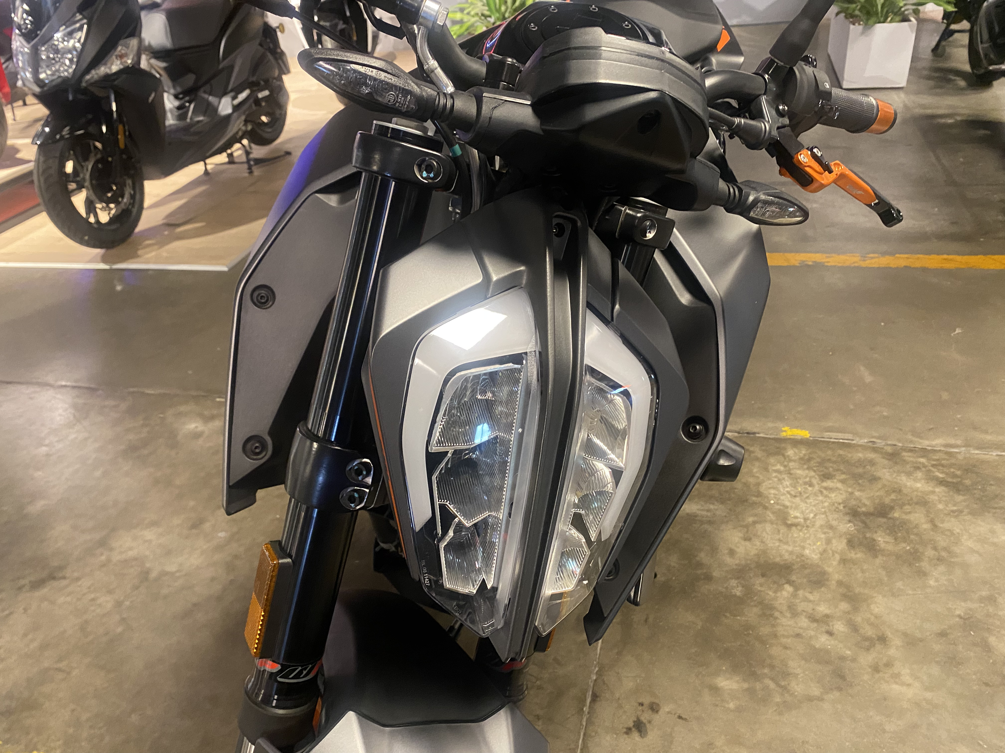 Moto Ktm Duke 250 usado 2023 con 1200km 