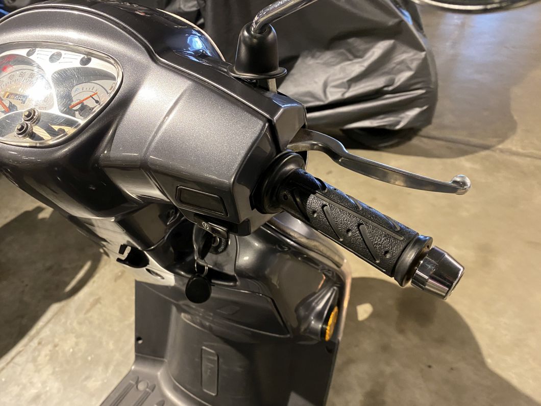 Moto Kymco Like 200 usado 2018 con 9100 km 1M