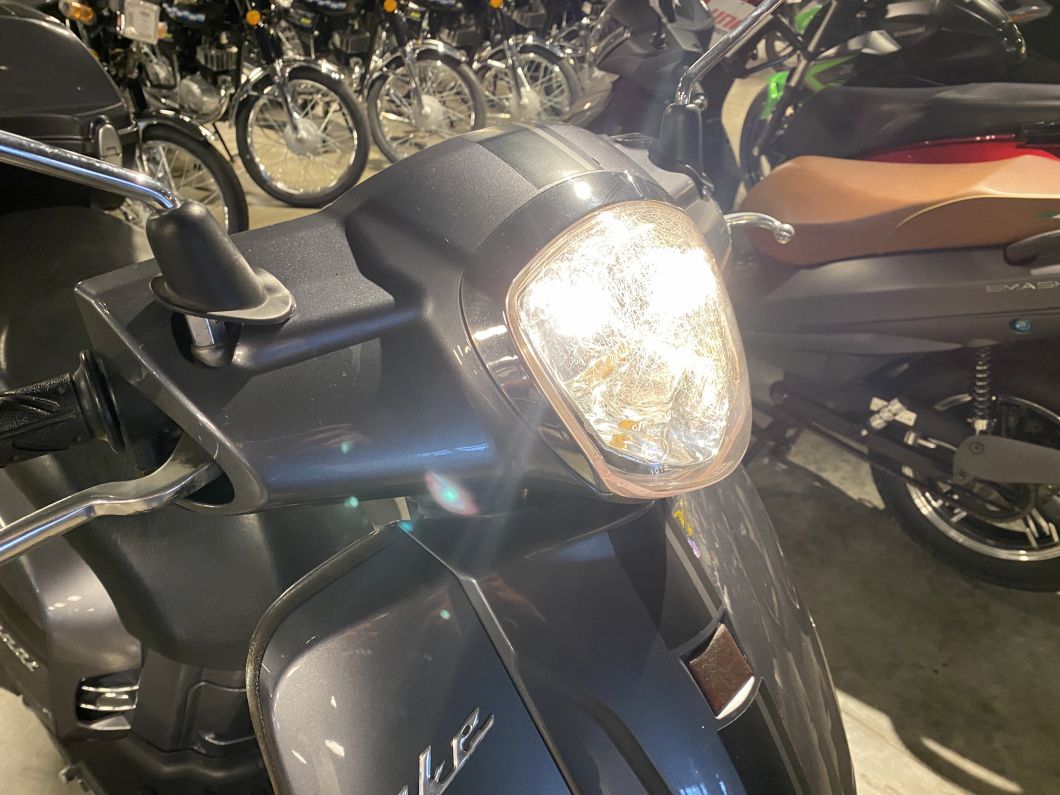 Moto Kymco Like 200 usado 2018 con 9100 km 1M