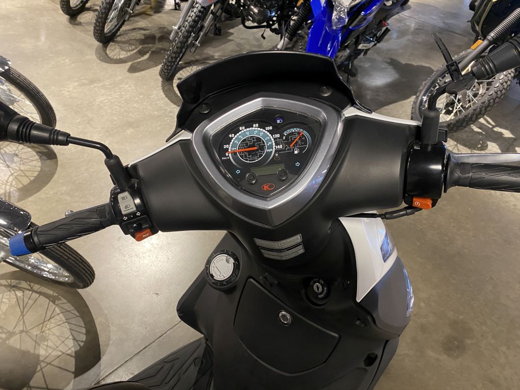 Moto Kymco Agility 200 usado 2025 con 4750 km 1M int 54033