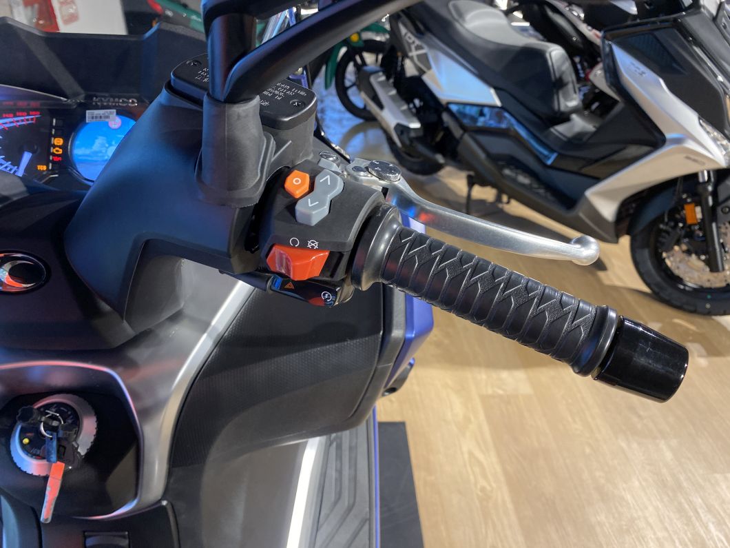 Moto KYMCO Downtown 350i ABS TCS