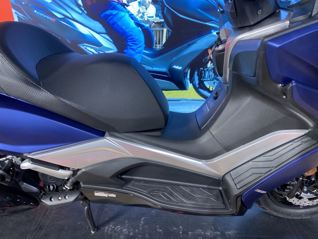 Moto KYMCO Downtown 350i ABS TCS