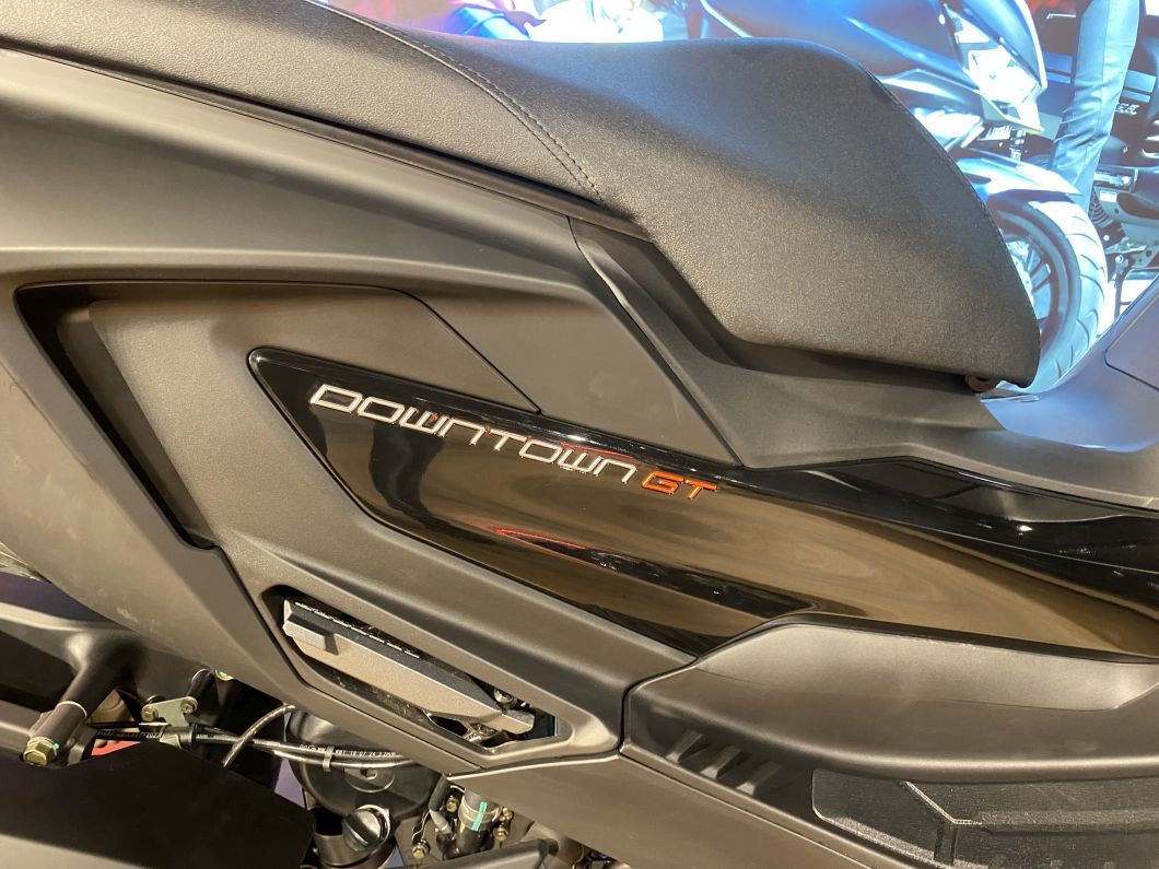 Moto KYMCO Downtown 350 GT 2026