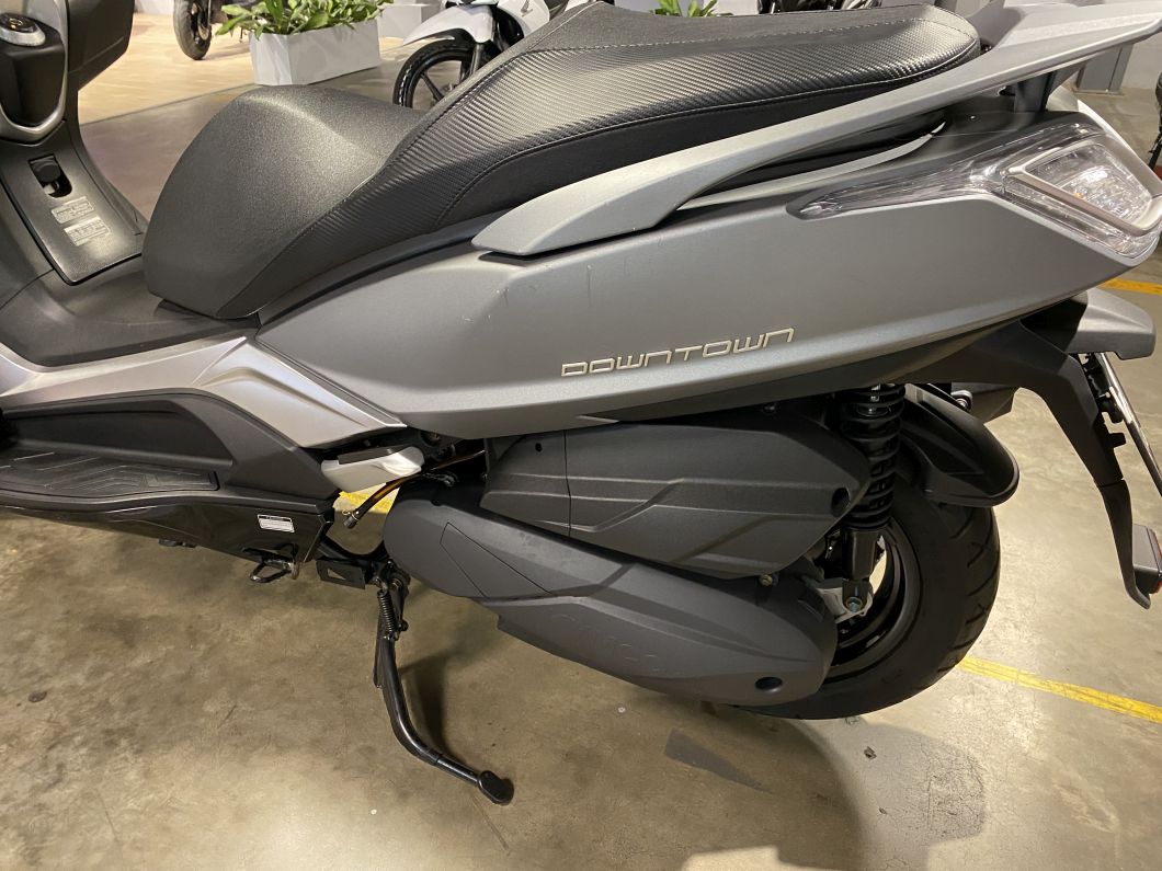 Moto Kymco Downtown 350 usado 2022 con con 5219km int 50447 1M 