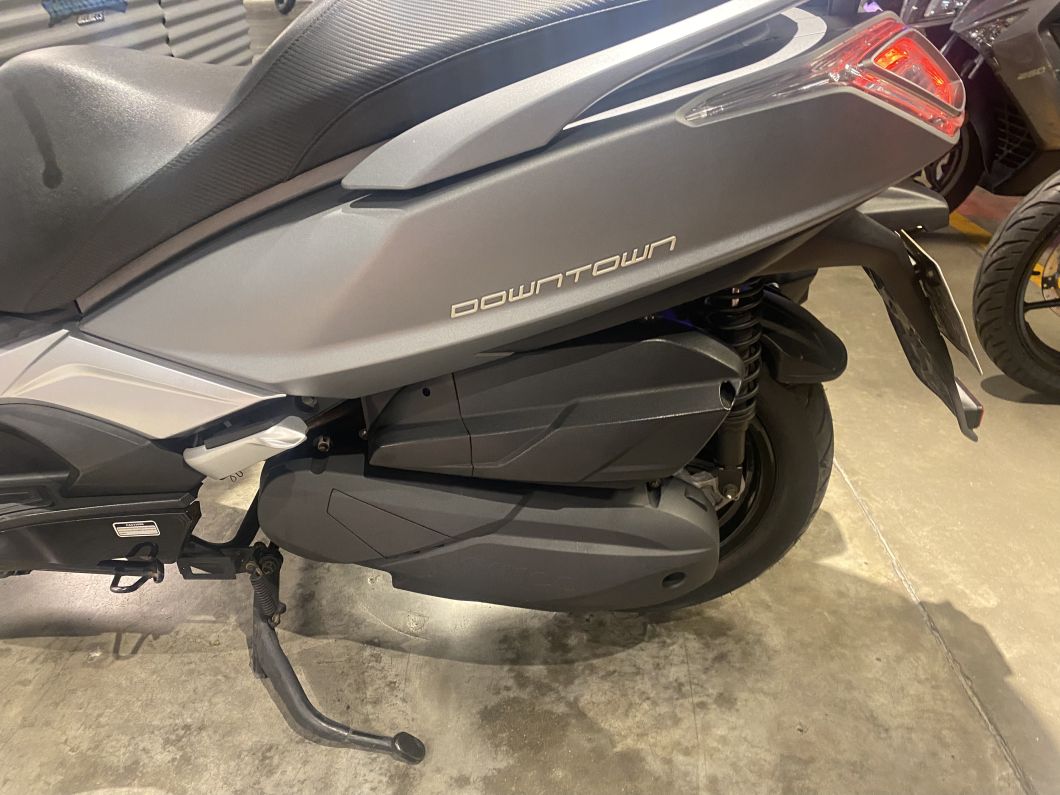 Moto Kymco Downtown 350 usado 2020 con 20000km int48672