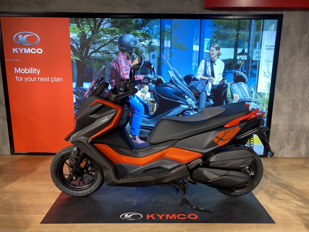 Moto KYMCO 350 DTX