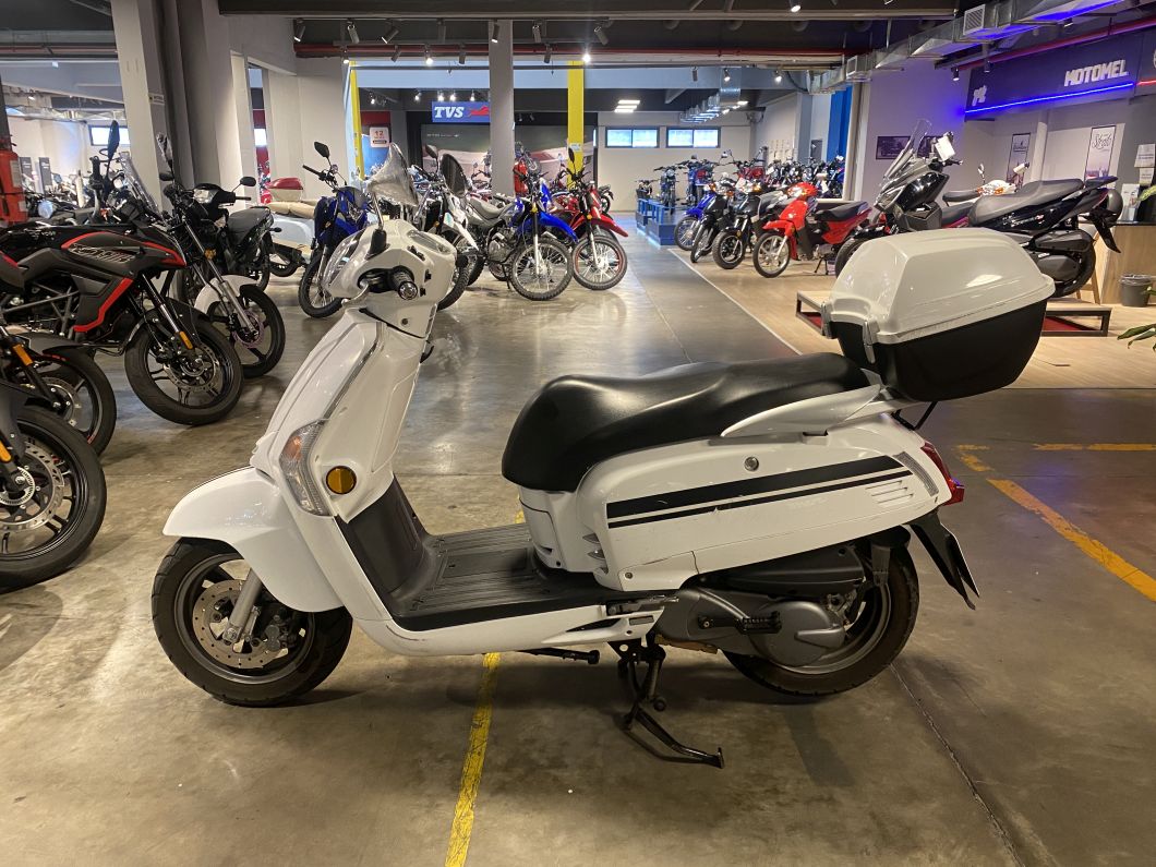 Moto Kymco Like 125 usado 2020 con 16805 km 1M