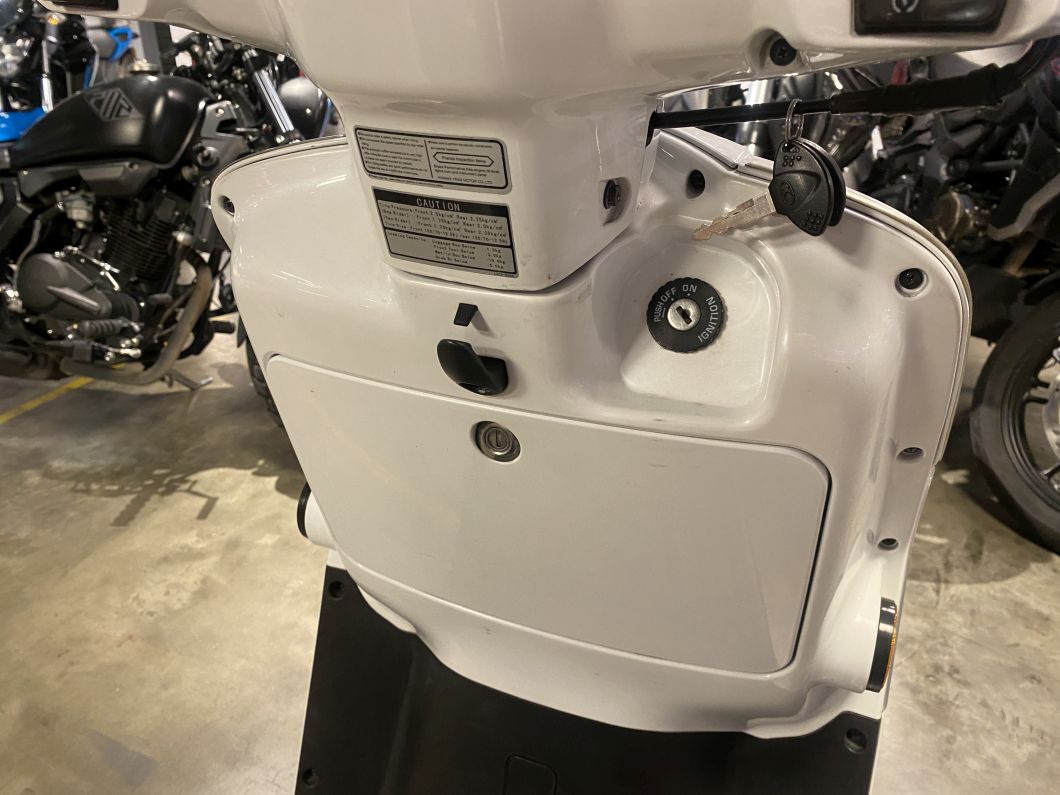 Moto Kymco Like 125 usado 2020 con 16805 km 1M