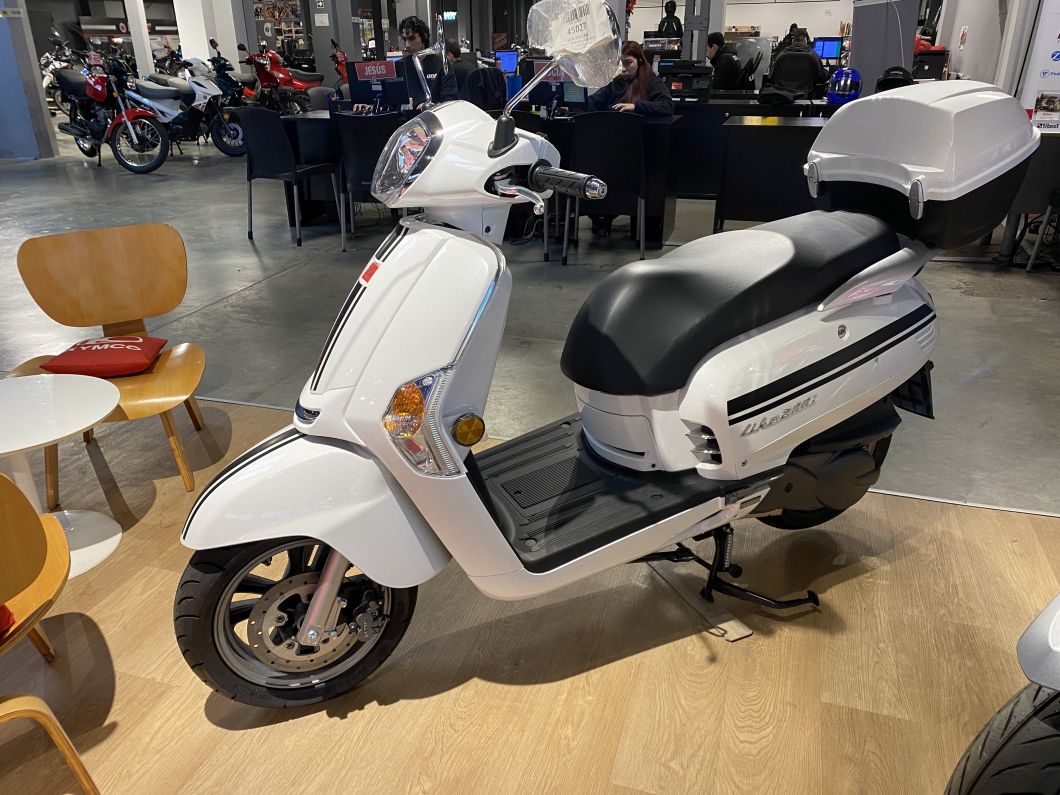 Moto KYMCO Like 200 i OUTLET 2024