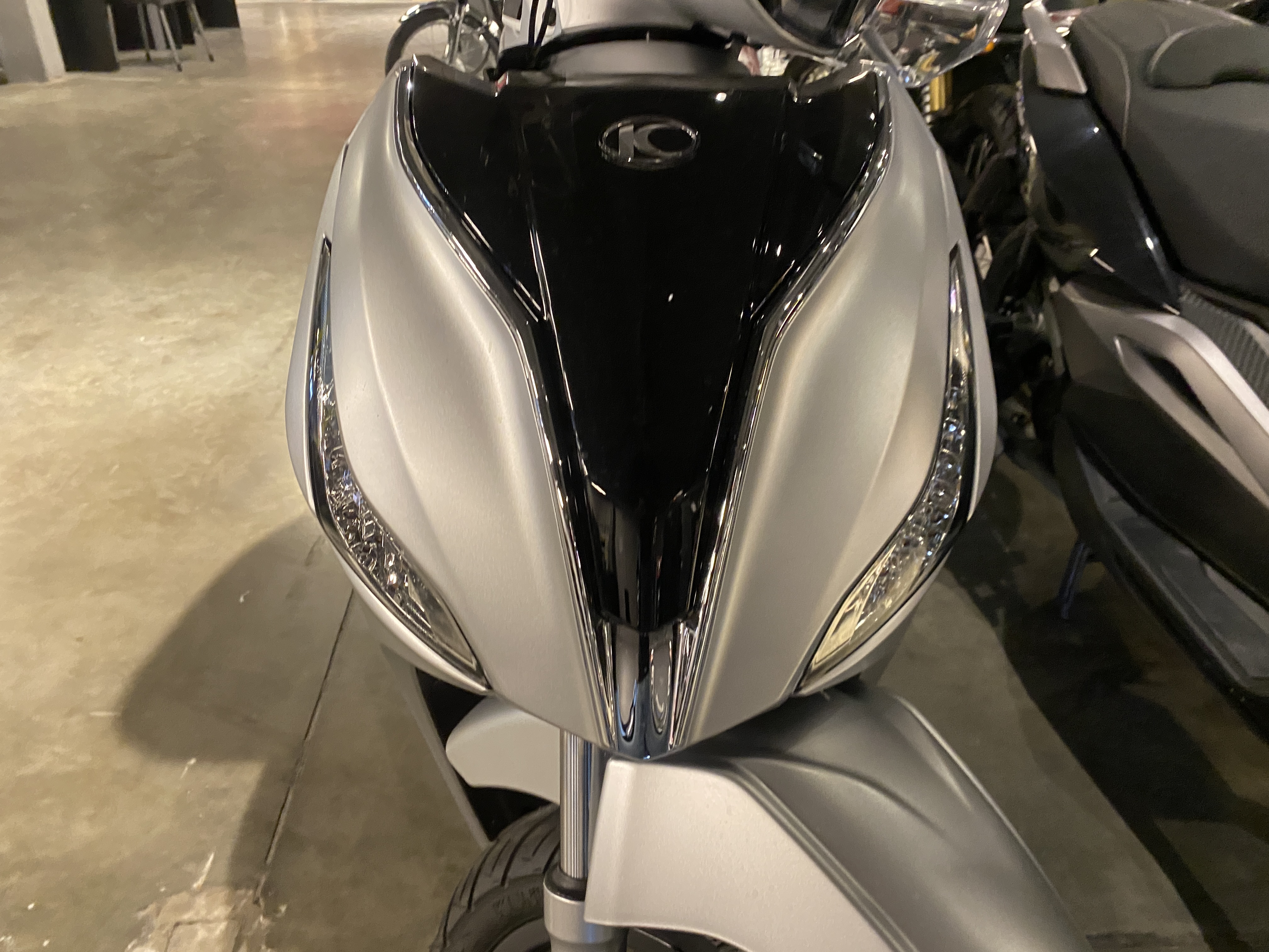 Moto Kymco People 150 usado 2026 con 750 km 1M