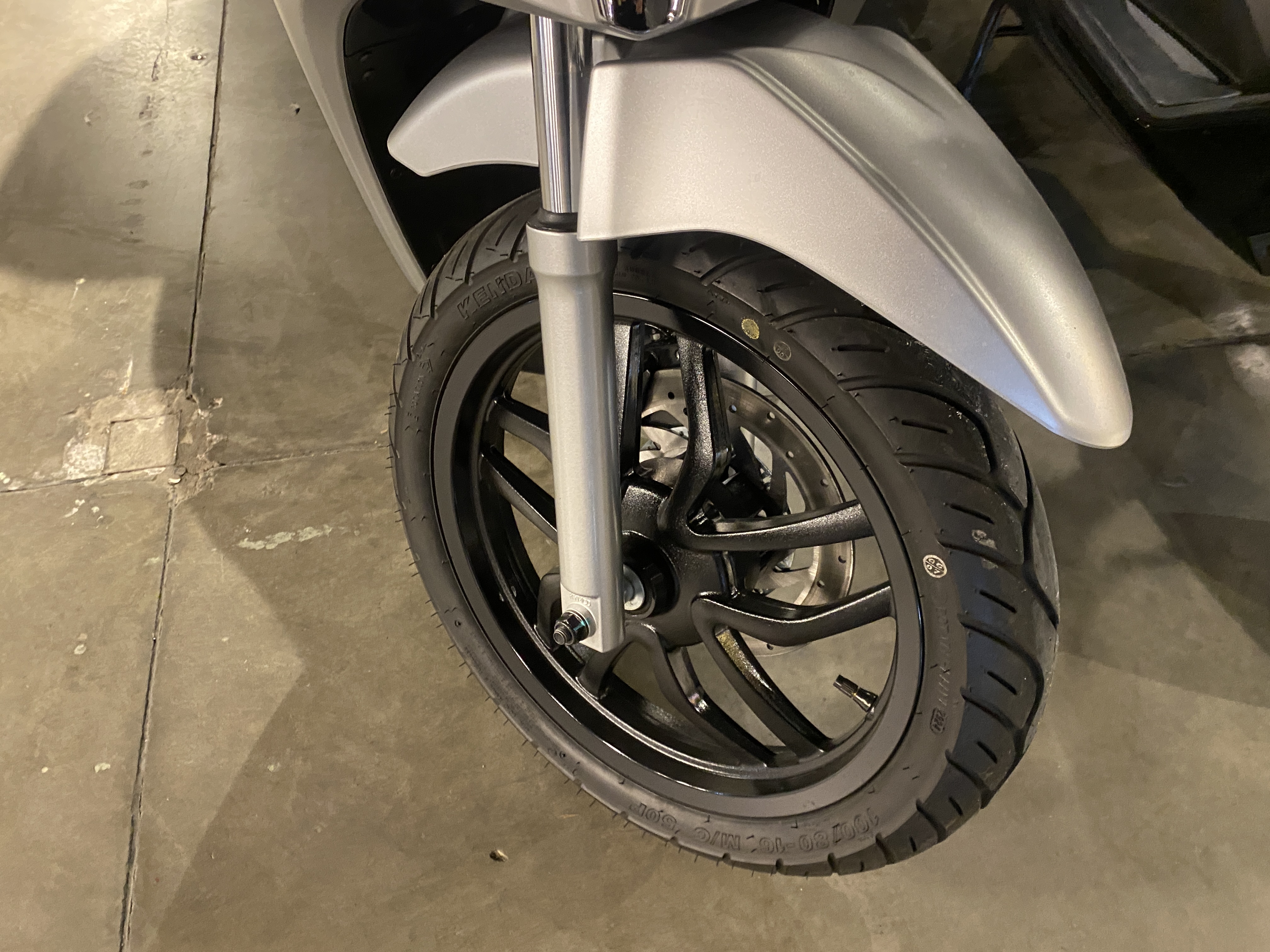 Moto Kymco People 150 usado 2026 con 750 km 1M
