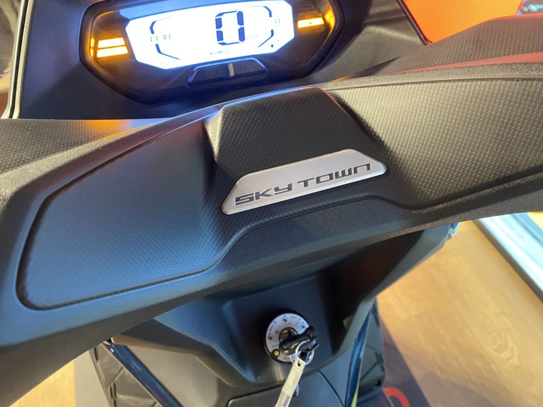 Moto KYMCO Skytown 150 