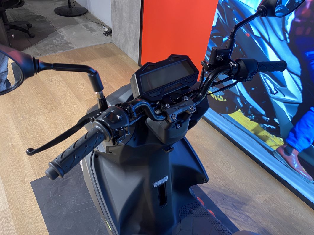 Moto KYMCO Super 8 Scooter 150cc