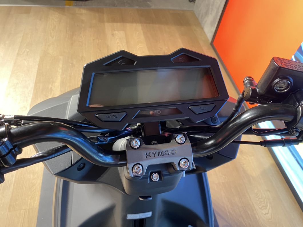 Moto KYMCO Super 8 Scooter 150cc