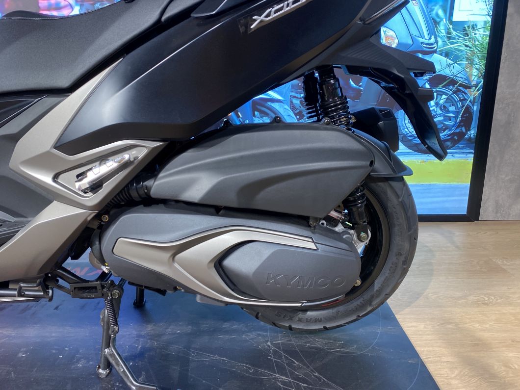 Moto KYMCO XCITING 400