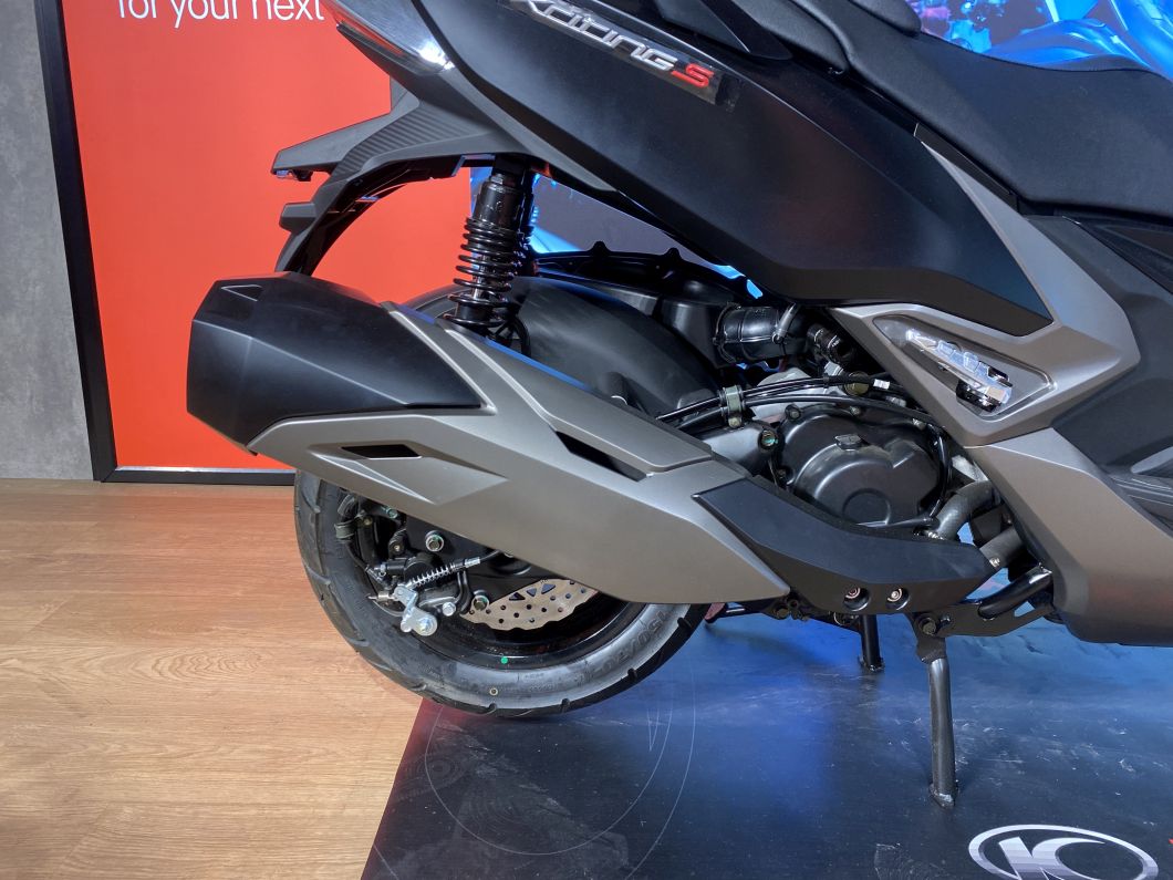 Moto KYMCO XCITING 400