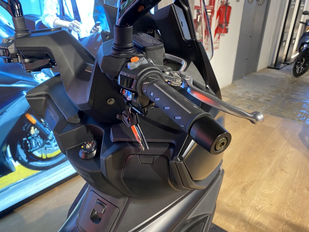 Moto KYMCO XCITING 400