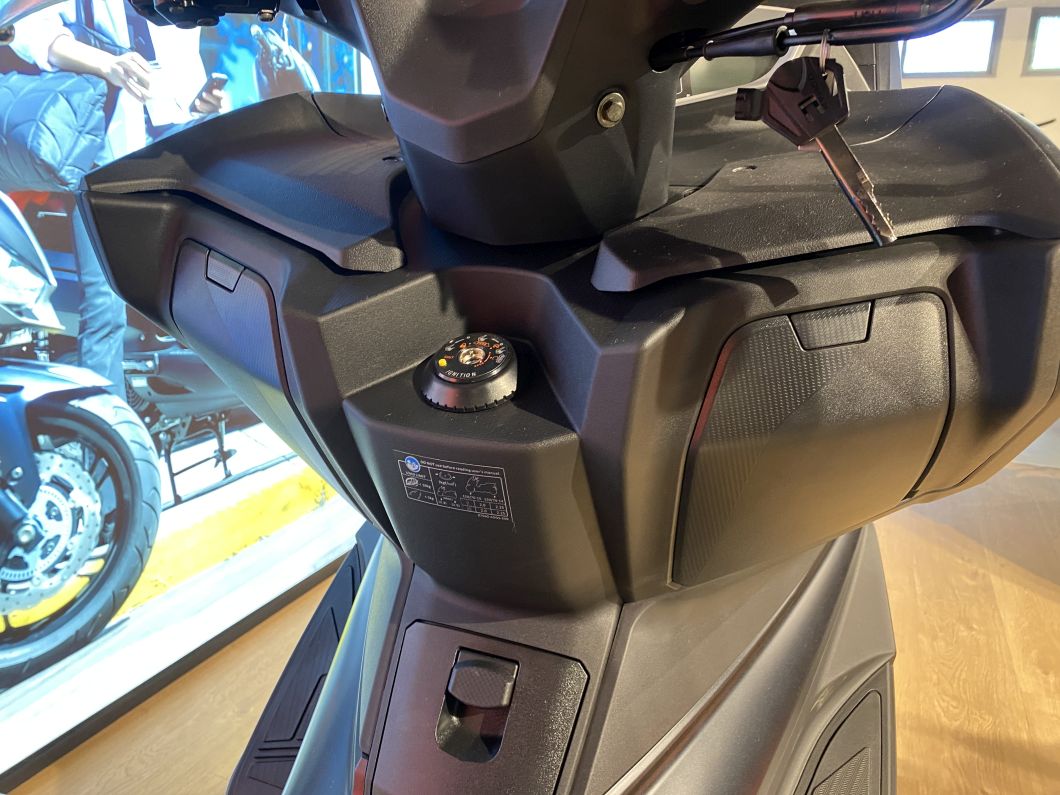 Moto KYMCO XCITING 400