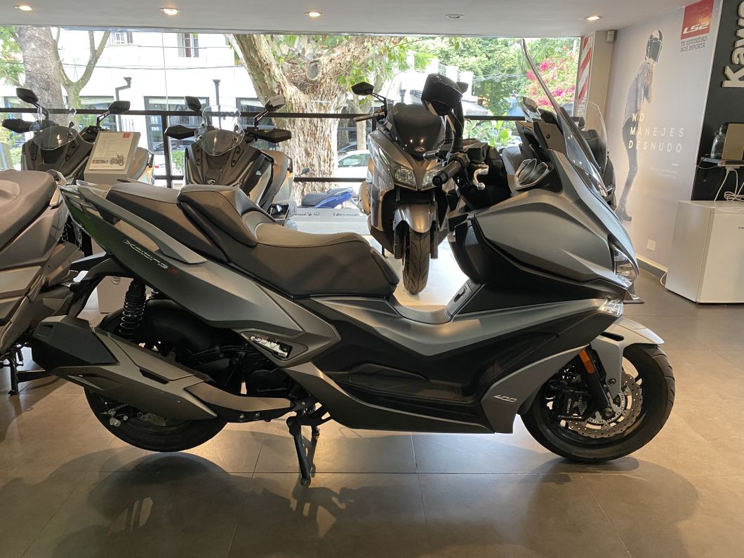 Moto Kymco Xciting 400 usado 2025 con 4878 km 1M