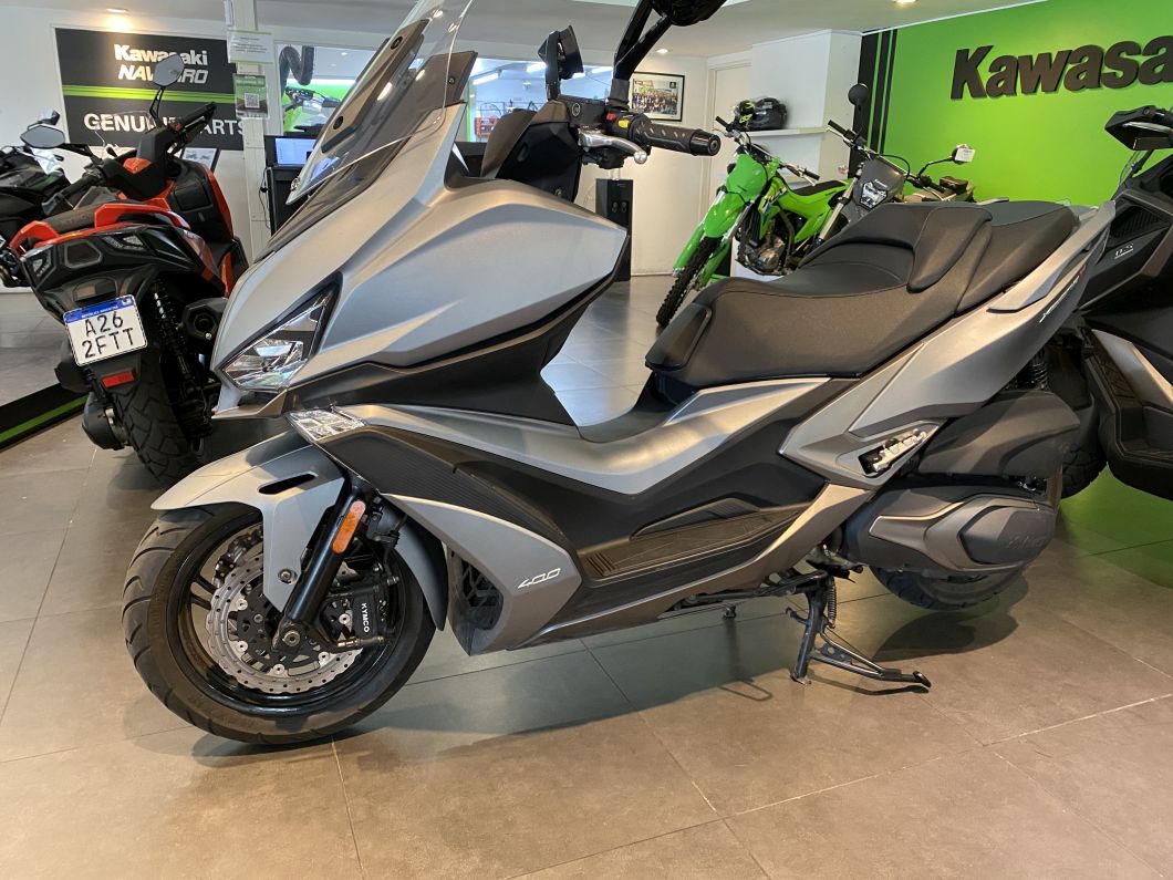 Moto Kymco Xciting 400 usado 2025 con 4878 km 1M