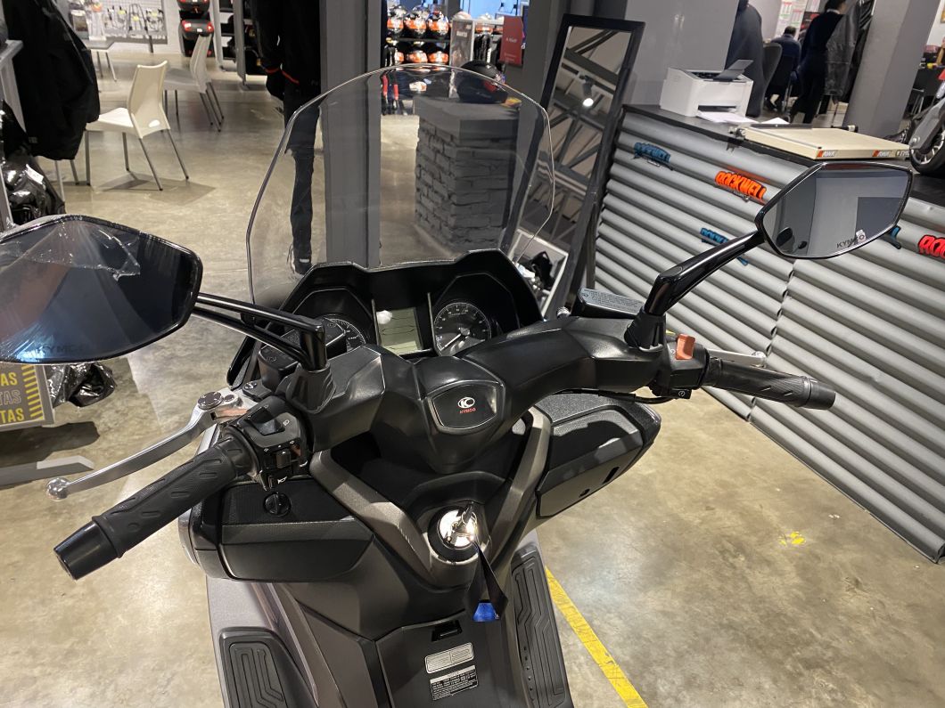 Moto Kymco X Town 250 i kw 2020 usado con 12600km